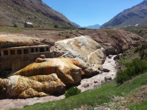 rio-horcones-aconcagua